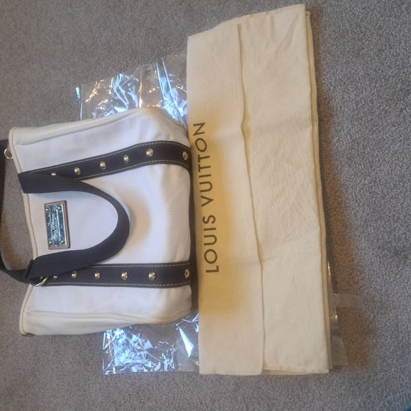 Louis Vuitton Antigua Tote MM - Picture 2 of 12